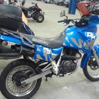 Suzuki dr 650 ricambi vari