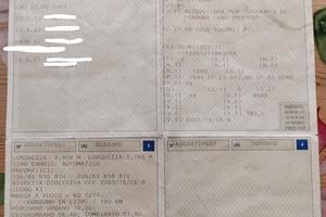 Mazda 3, anno 2007 con 250.000 km in buono stato