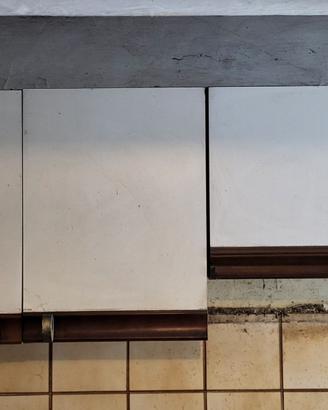 Pensili cucina vintage anni '60 marrone e bianco