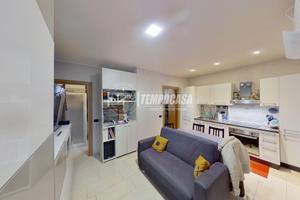 Bilocale completamente ristrutturato in centro a C