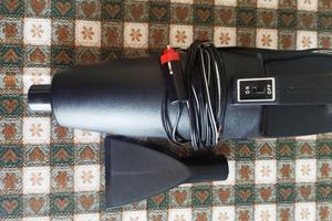 Aspirapolvere per auto 12V