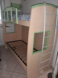 Letto a castello moderno legno e verde chiaro