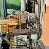 Alimentatore per inserti