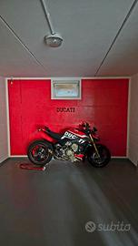 ducati streetfighter  v4 s