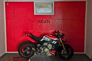 ducati streetfighter  v4 s