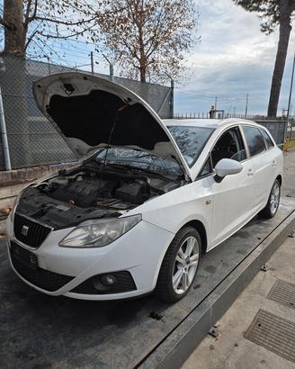 SEAT IBIZA DEL 2010 PER RICAMBI