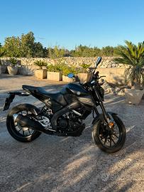 YAMAHA MT-125