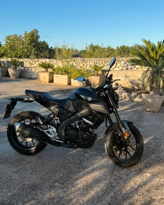 YAMAHA MT-125