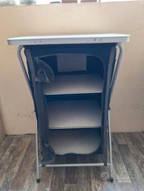 guardaroba per campeggio