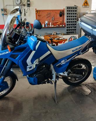 Suzuki dr big 800S