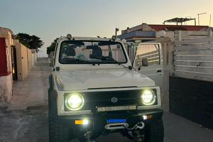 SUZUKI SAMURAI SJ413