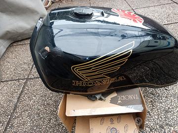 serbatoio honda cbx 6 cilindri