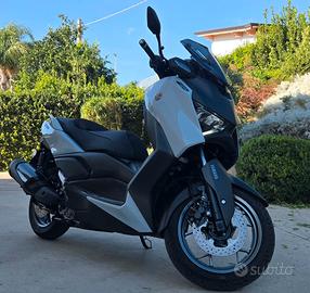 Yamaha XMAX 300 Tech Max Agosto 2026– 50 km NUOVO!