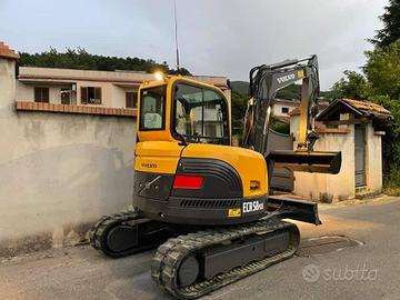 Escavatore volvo ecr 58 plus