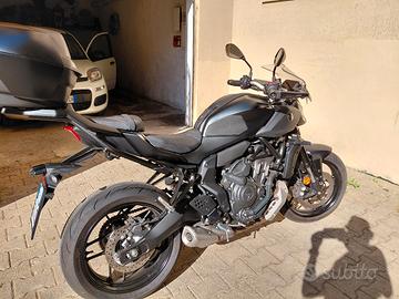 Yamaha Mt-07 Y- AMT 2025 pari al nuovo