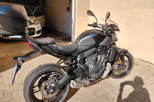 Yamaha Mt-07 Y- AMT 2025 pari al nuovo