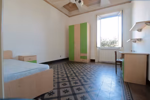 VIALE EUROPA - stanza per studentessa
