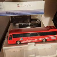 Autobus Alfa Romeo scala 1/43