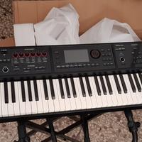 Roland fa08