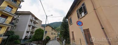 Trilocale a Como di 90 mq con posto auto