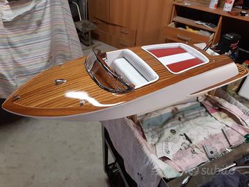 Motoscafo rc Amati