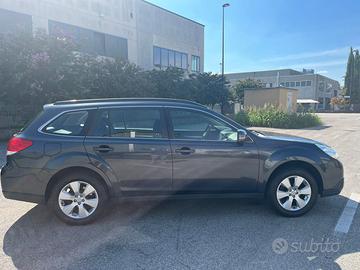 Suba Outback GPL – Motore nuovo 52.000 km