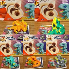 Lotto 11 Dinosauri Kinder Joy Jurassic World 2024