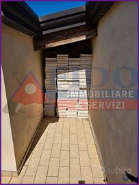 Appartamento di 80 mq con box auto