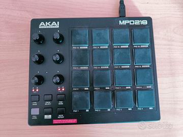 Akai MPD218