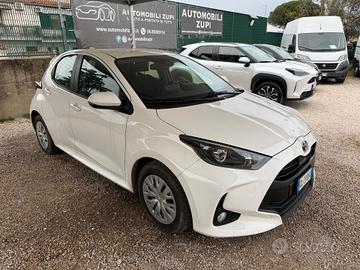 Toyota Yaris 1.5h All. Active **PRONTA CONSEGNA**