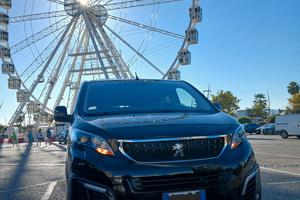  Peugeot Traveller 2018 2.0 BlueH