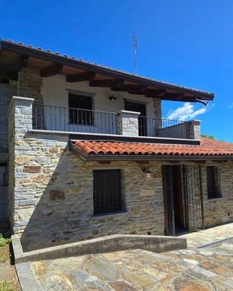 Rustico / Casale di 70 m² con 3 locali a Pratiglio
