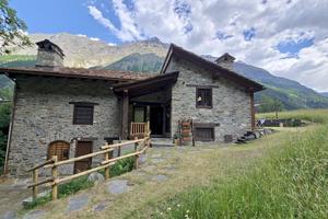 RHEMES SAINT GEORGES Frazione Le Mougnoz