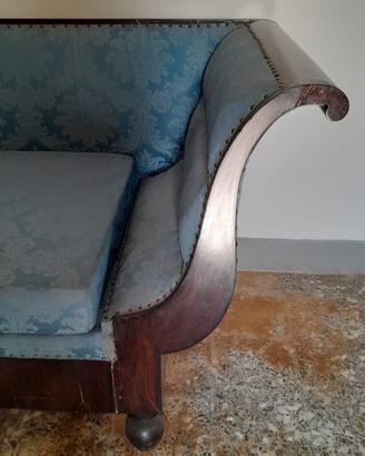 divano antico del 800