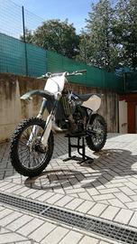 MOTO KAWASAKI KX