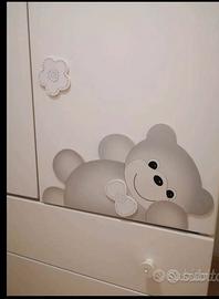 armadio azur e lettino 