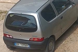 Auto Fiat. 