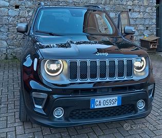 JEEP RENEGADE versione LIMITED fari allo Xeno