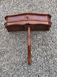 Mensola in legno vintage.