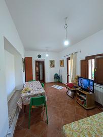 Trivano climatizzato centro storico Muravera