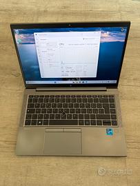 Hp zbook firefly 14 g8 i7 32gb ram 512 portatile