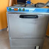 Lavastoviglie professionale Omniwash