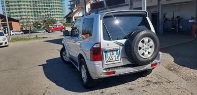pajero 2005