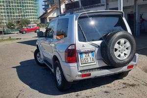 pajero 2005