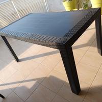 Tavolo da pranzo per giardino in resina rattan