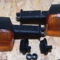 Kawasaki ER500 frecce posteriori