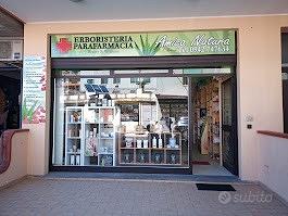 Erboristeria Parafarmacia con Cabina Estetica