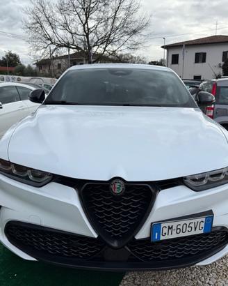 Alfa Romeo Tonale PLUG IN hibryd PREZZO PER OGGI