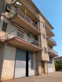 Appartamento con garage e giardino