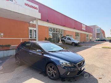 Volvo V40 Cross Country D3 Geartronic Summum